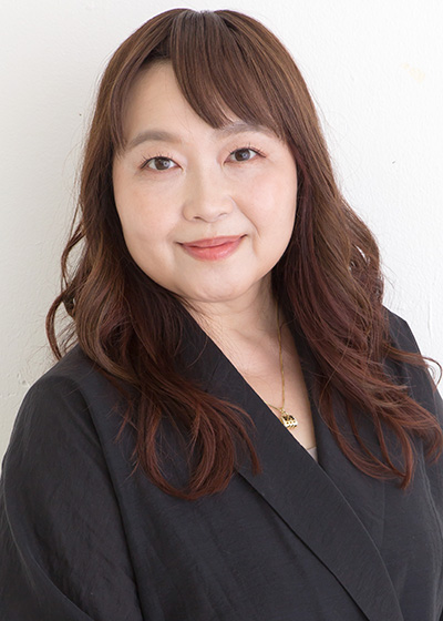 秋月麻希